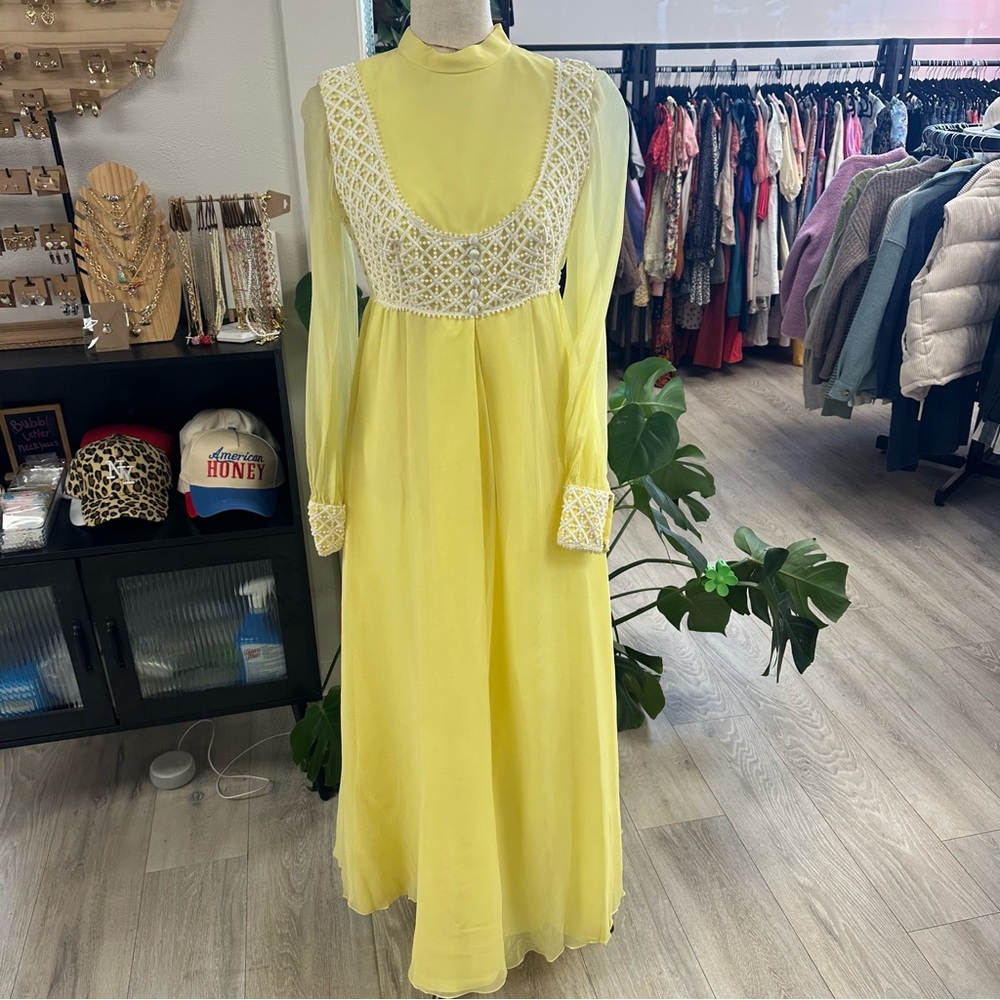 Vintage Yellow and white Lace-Trimmed jumpsuit dress